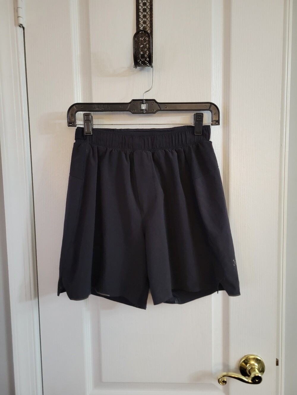 Lululemon Men's Surge Athletic Shorts 6" Lined Black Size Small